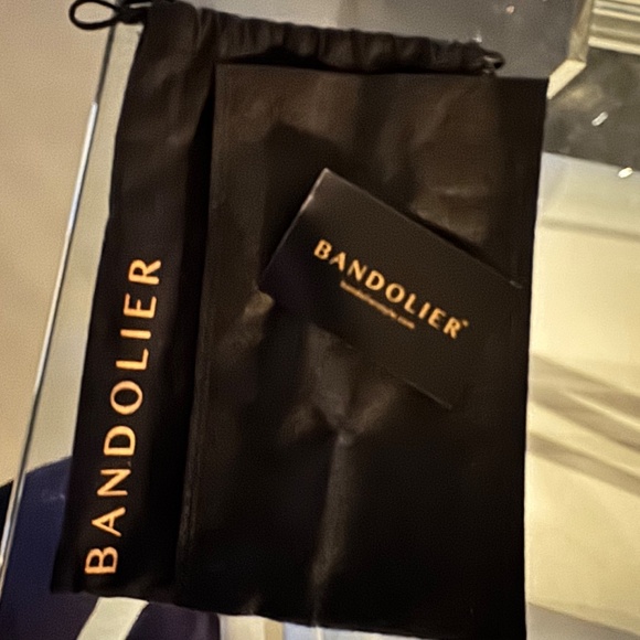 Bandolier 15 pro max like new - Picture 8 of 8